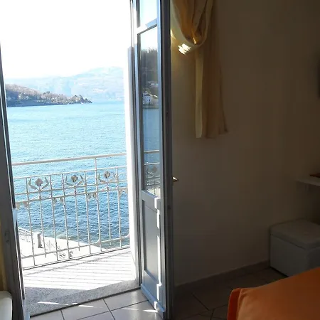 Affittacamere Foresteria Hostaria Del Golfo Cod C00025 Laveno-Mombello